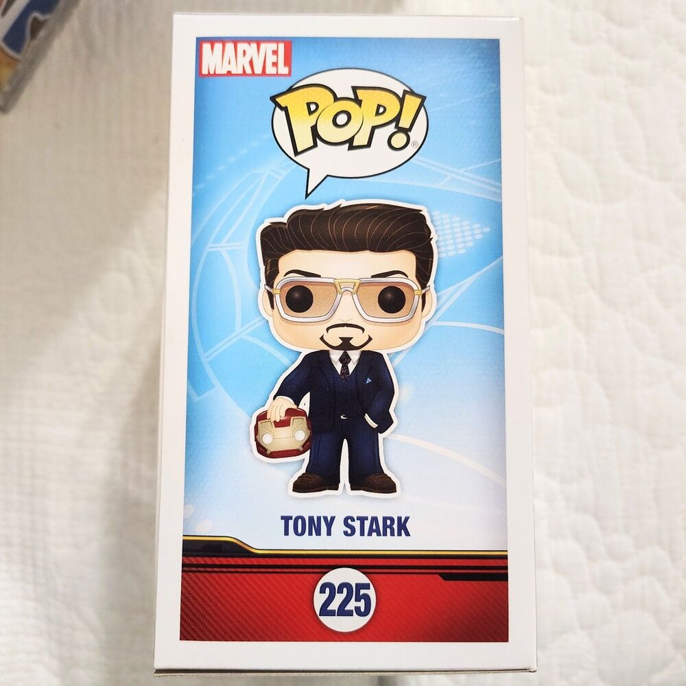 Funko Pop 🍀 Tony Stark #225 ☘️ 2017 Summer Con Exclusive 🌈 New in Protector - Picture 2 of 9